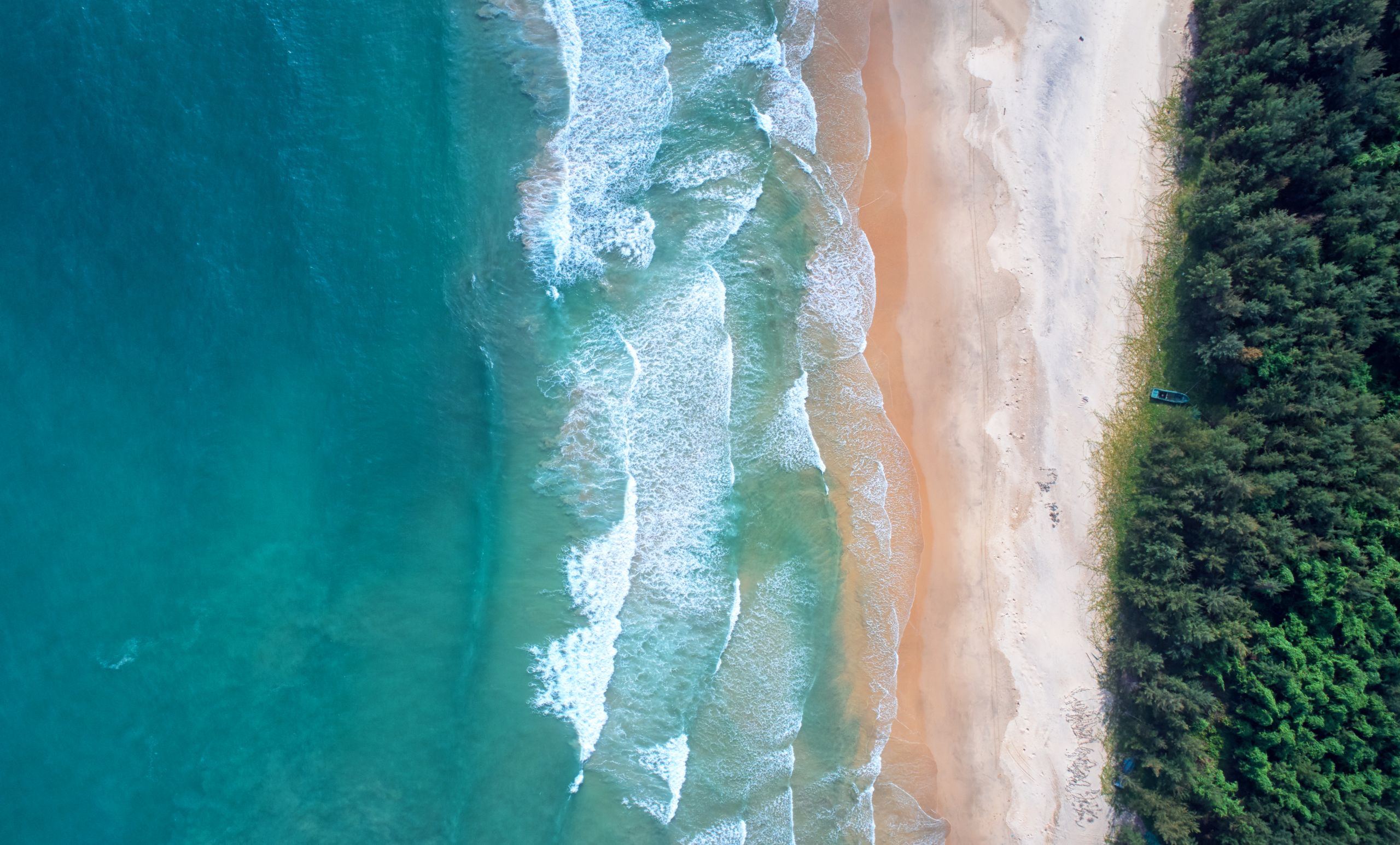 Wanning Sun and Moon Bay (Riyue Bay)